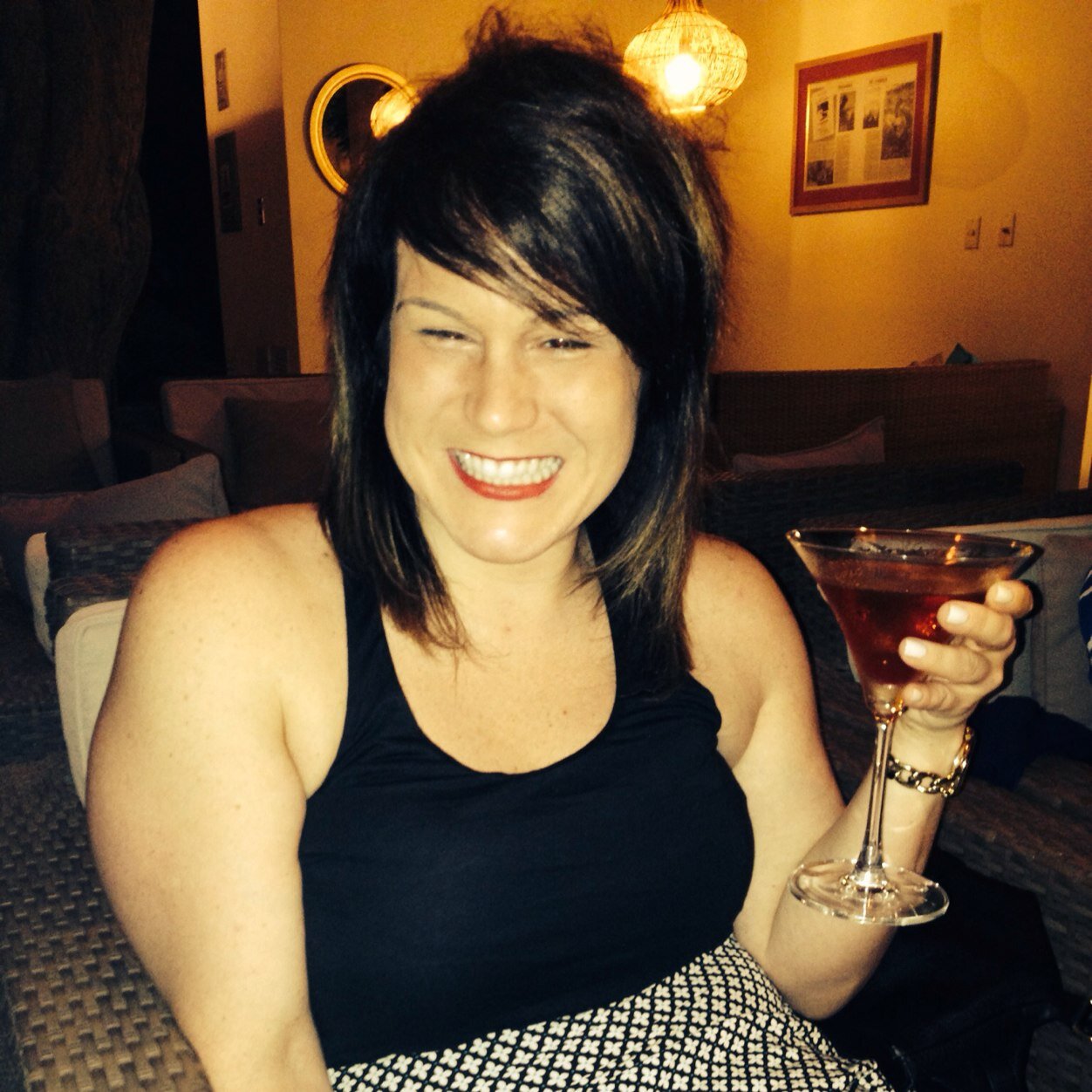 Food & beverage enthusiast and PR professional at @CohnWolfe with a fondness for all things cocktail culture