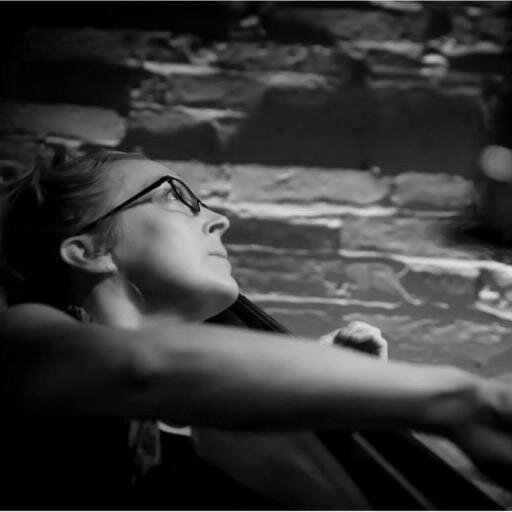 I'm a Contemporary freelance Cellist, Composer and Sound Designer who collaborates with singer songwriters, film and theatre makers, dancers and visual artists.