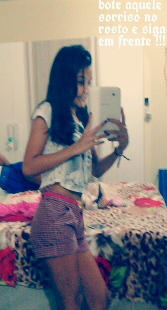 polys123's profile picture. -♥-vamos seguir em frente-♥-