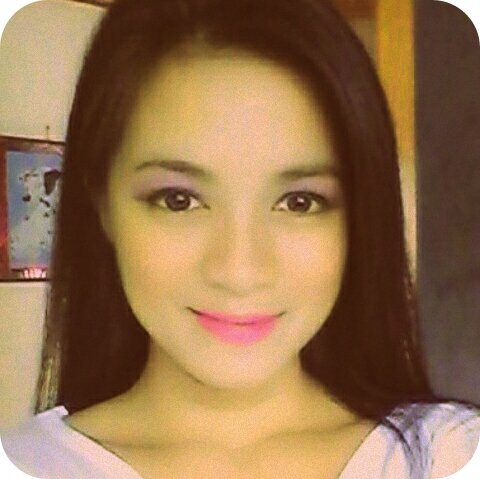 i am a LuxxeProduct and Totally beautiful product seller.. want to buy/sell too? ask me how :)