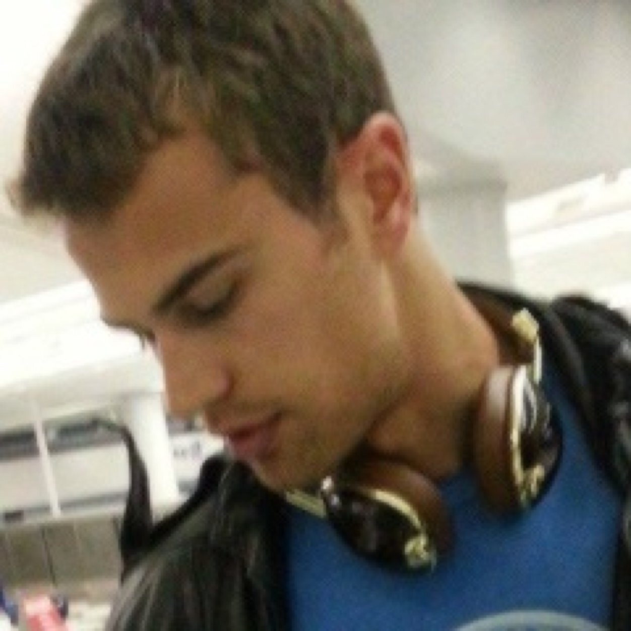 ThecJcmes's profile picture. rp/fl