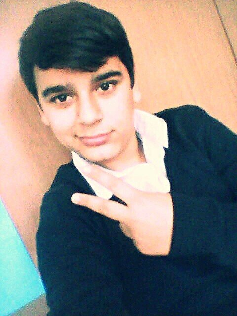 I am 14 (almost 15),love Demi,1D.Jessie J,Adele,Selena Gomez etc.