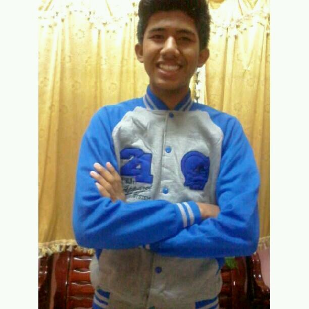 «..Salam.nama saya Muhd Fahmi Za'bah.#saya harap jika saya mati pada hari esok ..talkin dibace N surah yassin sntiasa diingatan saya. .#mati dijalan yang benar»