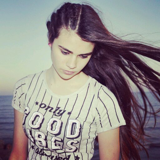 tu mirada, tu sonrisa, la risa q me sale al verte eres lo mejor // #Gordes #20 #25   Meliana, valencia