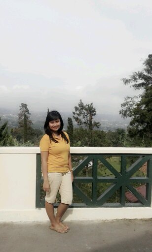 restia10's profile picture. Berusaha untuk lebih maju & Sukses Working at PT.Luvin Indonusa as Admin Sales