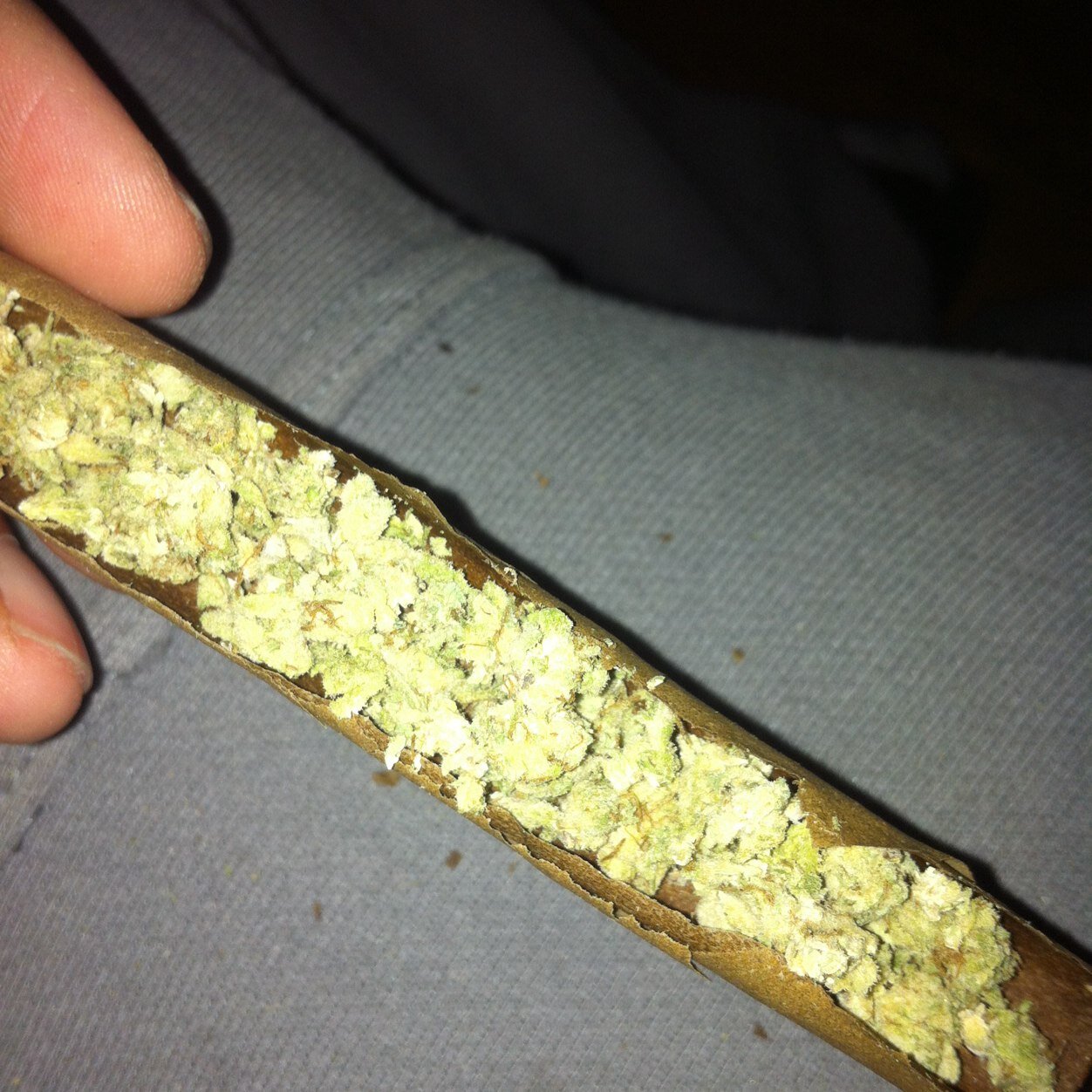 At this very moment im rolling up this blunt you see in my profile picture ! There's only 2 things that matter in my life right now, Music & smoking Reefa
