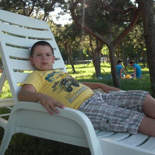 meellione's profile picture. 