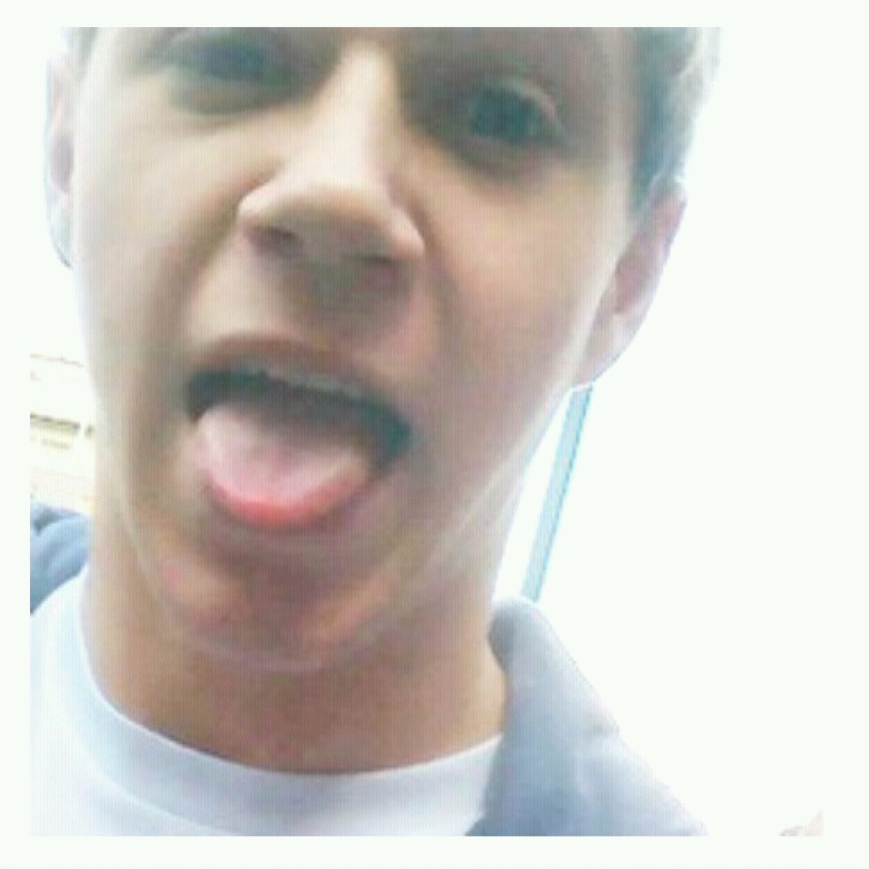 You'll get your sunshine/5 and sunshine/4 too! Follow @bloucondom bc she hope you'll get it this year! :D X
