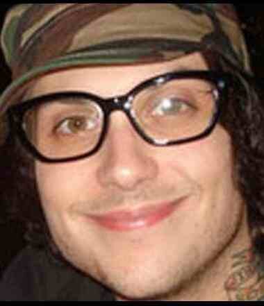 69_Frerard_69's profile picture. Free Follow From @50_ShadesOfWay
