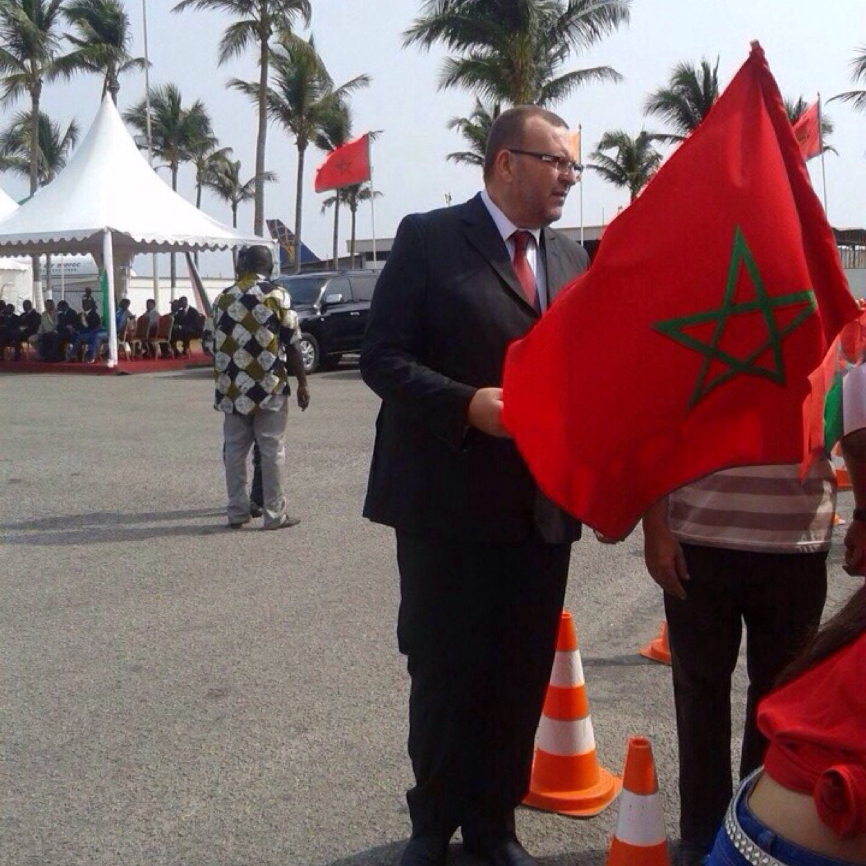 Notre communauté en côte d'ivoire change, grandit, se développe et s’internationalise. 
Assemblée du Conseil des Marocains Résidents en Côte d'ivoire .