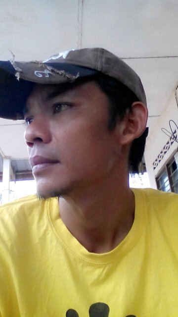 roslan_hussien's profile picture. 