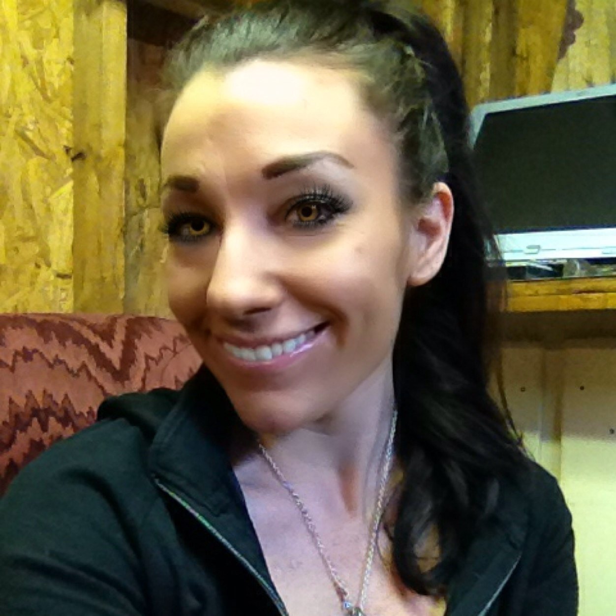 Ashley_Rogers85's profile picture. When you pass through deep waters, I will be with you...When you pass through fire, you will not be burned... Isaiah 43:2