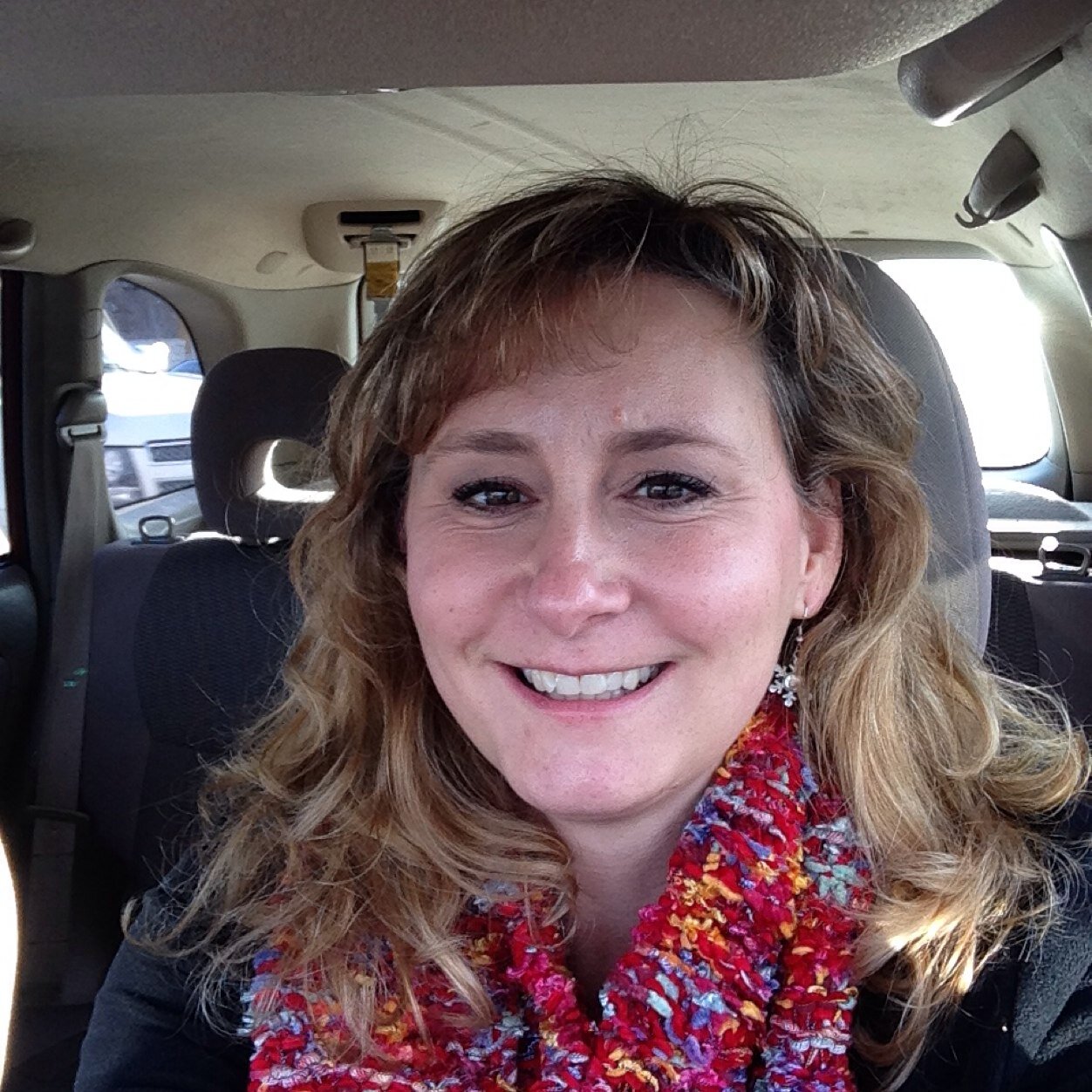 wife, mom of 2, teacher, and now a SCHOOL LIBRARIAN!!