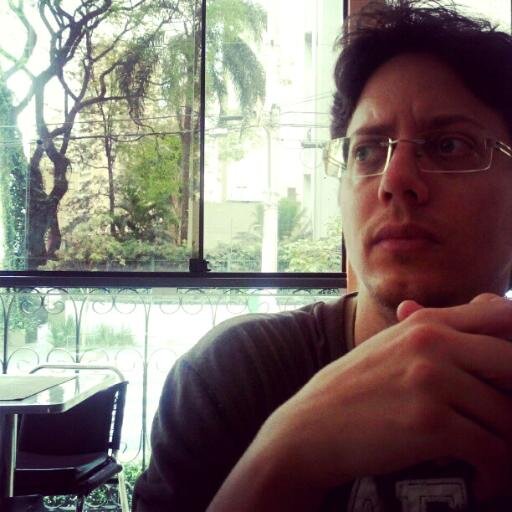 Poeta e designer de novas ideias. Conta inativa: você pode me achar em https://t.co/L6IhZ1R4HI