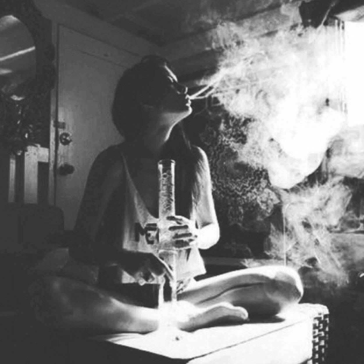 I just needed an acc where i could put all my feelings without anyone knowing who i am.