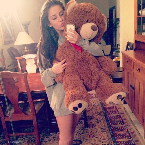 Everyone deserves a person that can make their heart forget that it was ever broken.