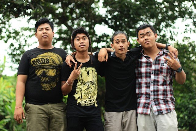 J-Pop Punk  | We are @rahyudik @yokobibiklung @AdiHolyflash @dewagandha | Cp : 089656205977 , 7692119A | We Rose From Adversity For Achieve a Dream