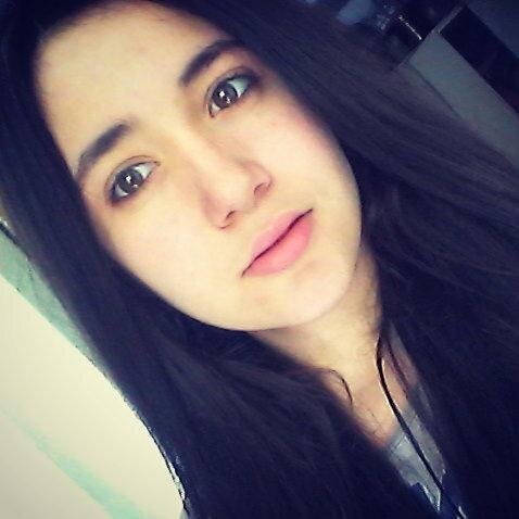 15 ans / Turque -Tunisienne / Montreal / Rihanna-Nicki Minaj-