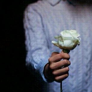 احببت الهلال احتراما للحب . http://t.co/9QOlCBUw72