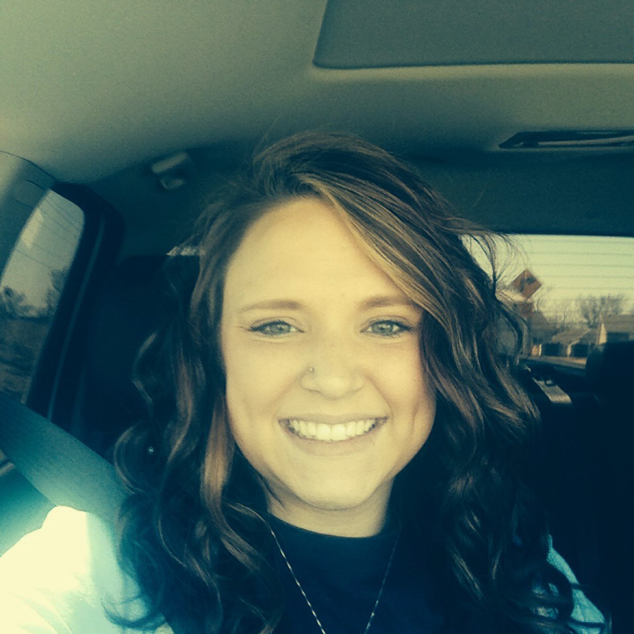 llevy499's profile picture. 