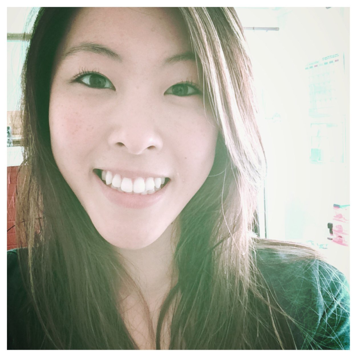 aleexis_x3's profile picture. 