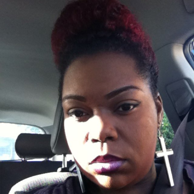 alisiarobbins's profile picture. Only through Jesus Christ #livingmylifelikeitsgolden