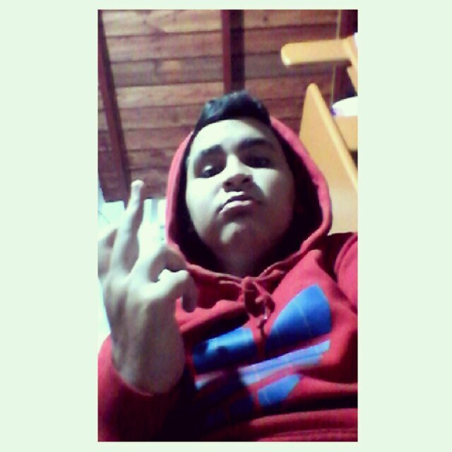 ilich453's profile picture. 17. Sin importar lo que piensen los demas. Sigueme y te sigo♥