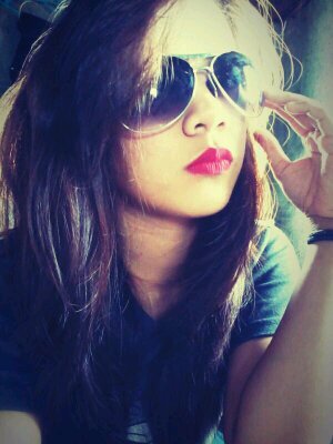 mappleapplebaby's profile picture. SIMPLE 
#daughterOfGod 
loves music, playing guitar ,

 Music heals my heart, music calms
my mind, music saves my life. 
http://t.co/dpVjnMVTlu