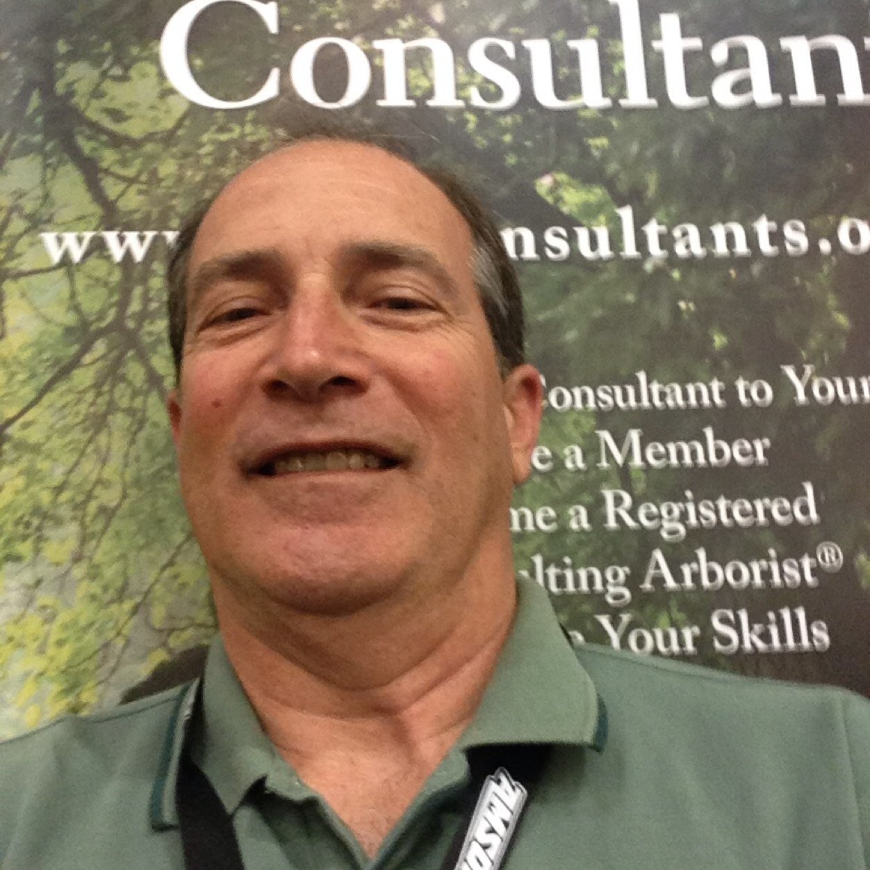Consulting Arborist helping people enjoy the benefits of trees at home and in their community. The benefits from trees come from their leaves - grow 'em big!