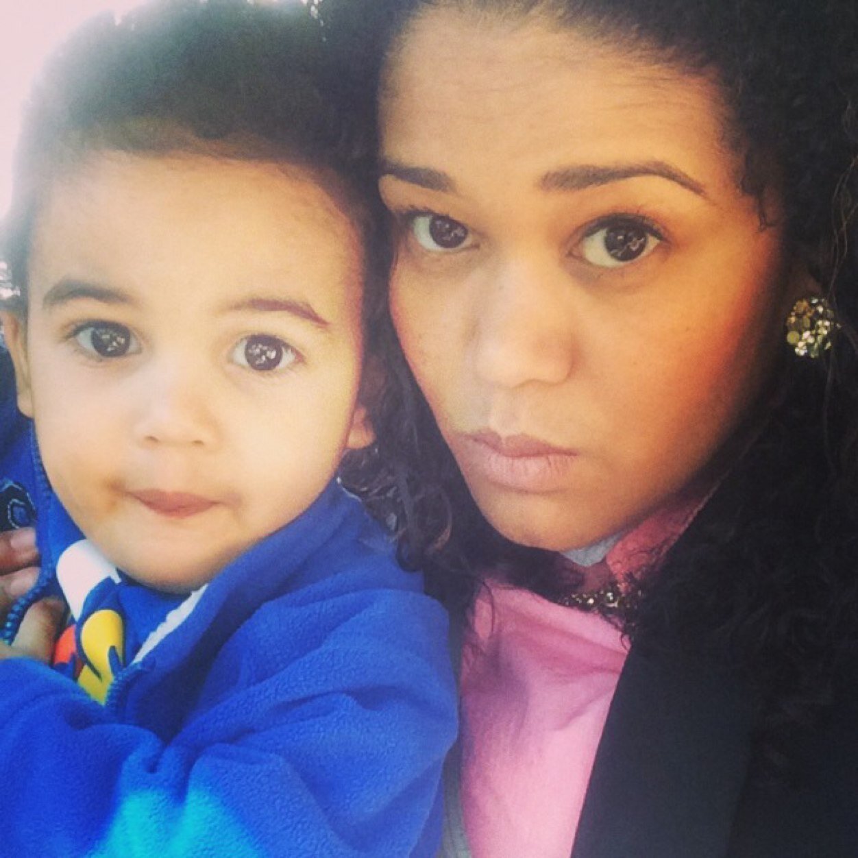 Mom of one. Wife, daughter & sister. Tropical girl living in the wrong place
