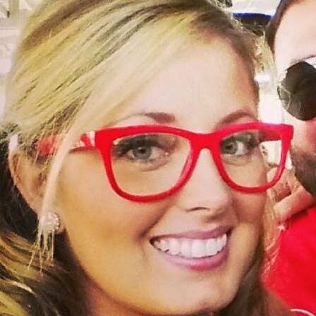 (Lee-UH La-Shell) Comedy buff. Music guru. Sports fiend. Chips & queso whore. Former Dallas Cowboys Cheerleader & Dallas Mavericks Dancer ⭐️