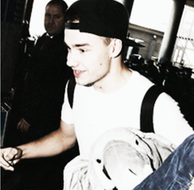 Liam || 20 || Single and Bisex