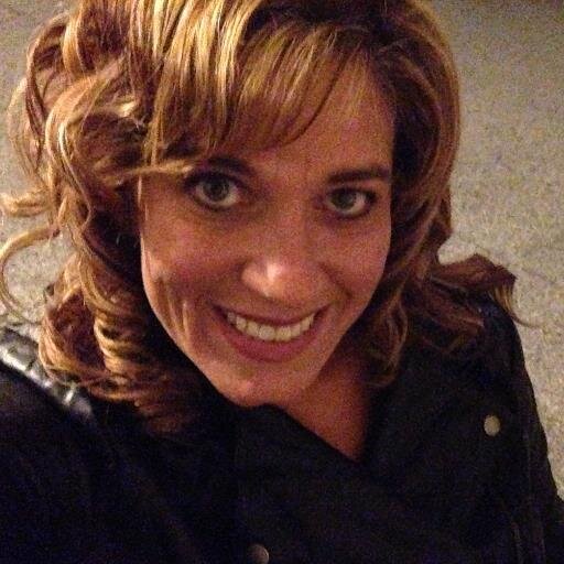 shannondundas's profile picture. 