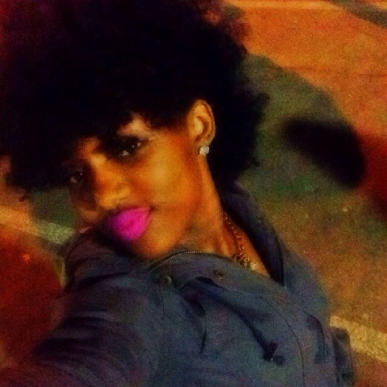 : ❤ fxcking with these niggas might fuck your grind up thinking he your backbone til he fxck your spine up.