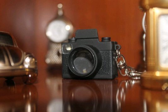 Página oficial del nuevo modelo de Selfa. Toda la calidad de una cámara convencional en pequeñas dimensiones.