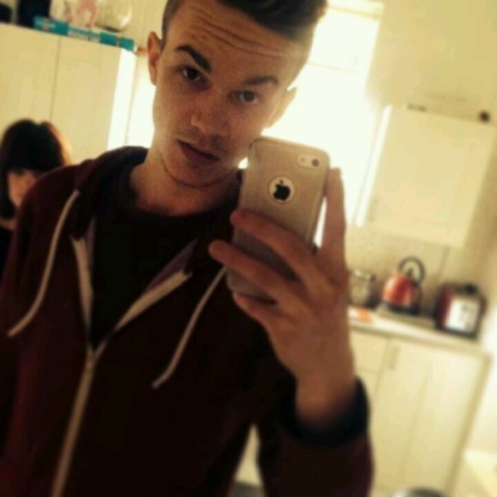 thomas mcnicholas tommy14970 twitter thomas mcnicholas