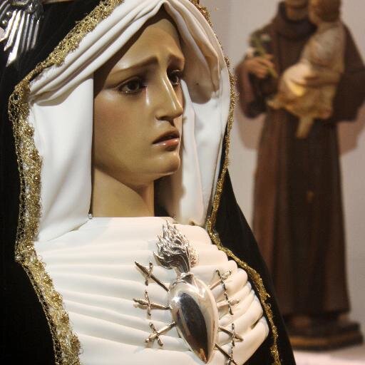 Perfil de la Cofradía de la Pasión, Muerte y Resurrección de Nuestro Señor y  María Santísima de los Dolores
