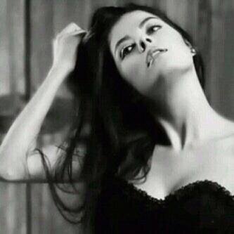 #     وَهَل هُنآگ مَن يبقَى لِي ؛  حَتىّ وَاِن اَتعبتَہَ معي ♡ ...