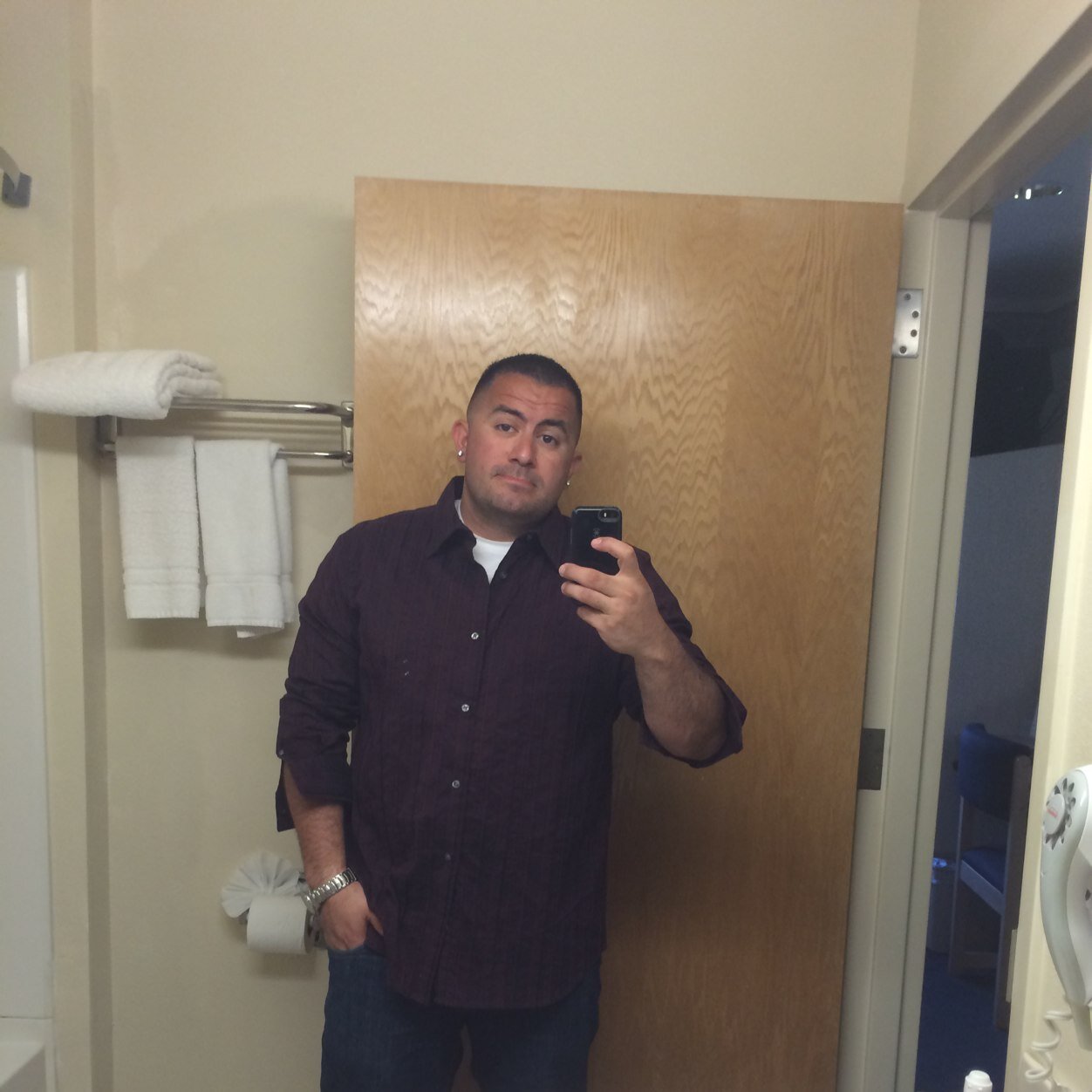 MandoAG3's profile picture. I ain't perfect, I ain't insane but I AM worth it...if there's one thing, I am worth it.