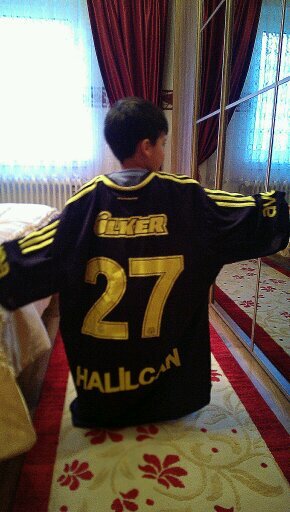 serokaza's profile picture. 