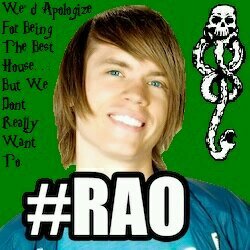People who make my day = Phanstubble, Auntie Heather, me internet twin Nick, my bae Zach and of course my most amazing friend ever Piggy.