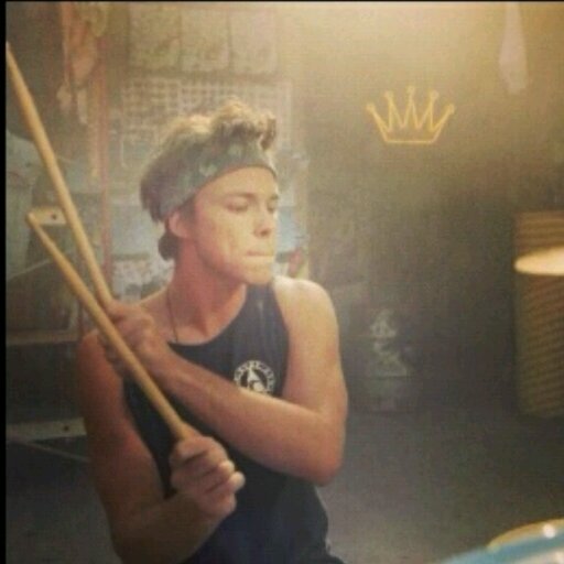 + They saved me and now they are my world. I have a thing for drummers and Michael Clifford + + Micky followed 15/02/14 + This one time Ash tweeted me +