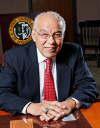 Dr. Norman C. Francis, President of Xavier University of Louisiana. America's Longest Serving College President
http://t.co/ynaKWhBgHo