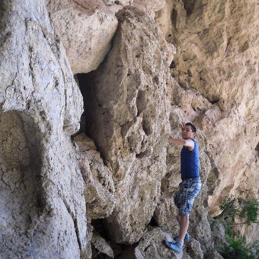 Raulvl07's profile picture. 