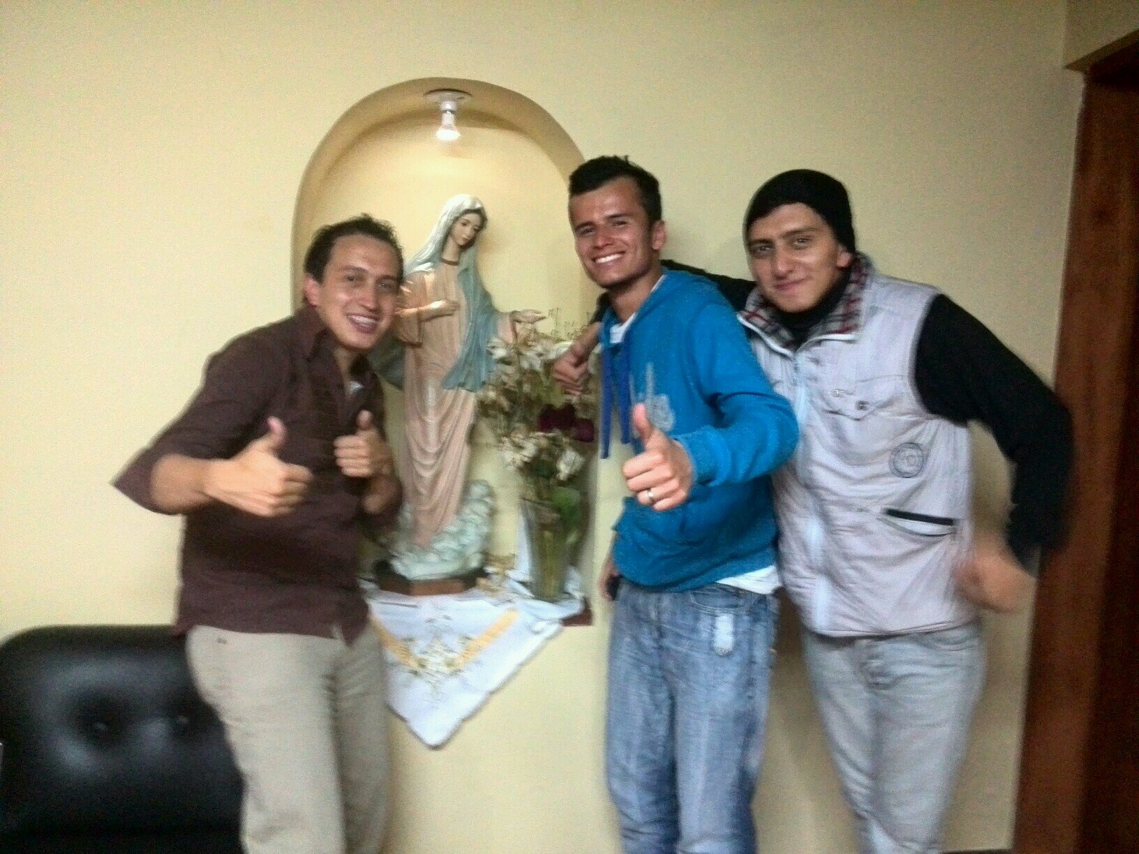 Gracias a la vida me siento bendecido y enamorado de Dios. Con retos y obstáculos muy difíciles pero con valentía siempre he sido perseverante