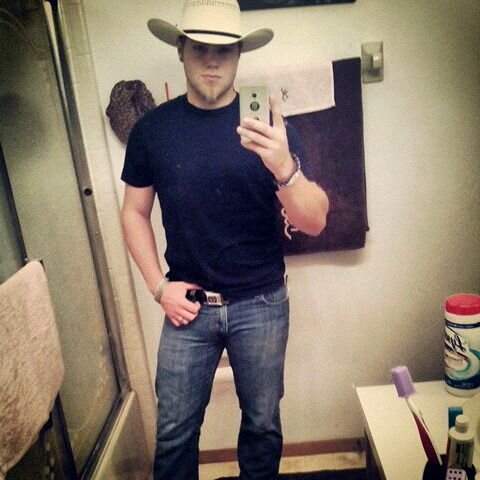 chevymuddin16's profile picture. out going wild country boy, I love my Copenhagen, love fishin, surfin, muddin, and motox!