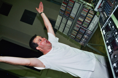 nativk's profile picture. 