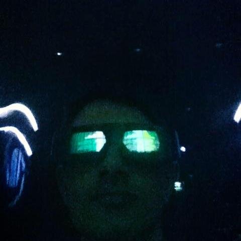 UniqueLozas's profile picture. Self motivate machine, entrepreneurship, Business, Technology & Art!