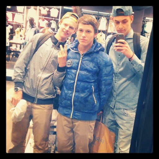 17 Years Old | Roc Nijmegen | Roxy | NAC Breda | ōgic | PlayStationNetwork/PSN: Enemy_TermszZ |