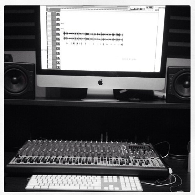 Quality online audio engineering & graphic design for low prices. Contact us for all of your mixtape and album needs EeletEng@gmail.com or call 832 305 5524